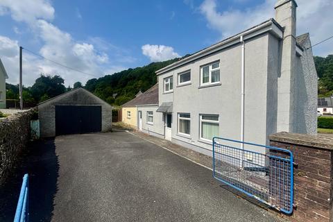 3 bedroom semi-detached house for sale, Cwrtnewydd, Llanybydder, SA40