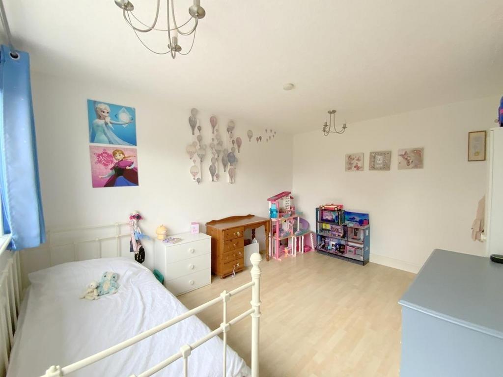 Resized IMG 1212..jpg