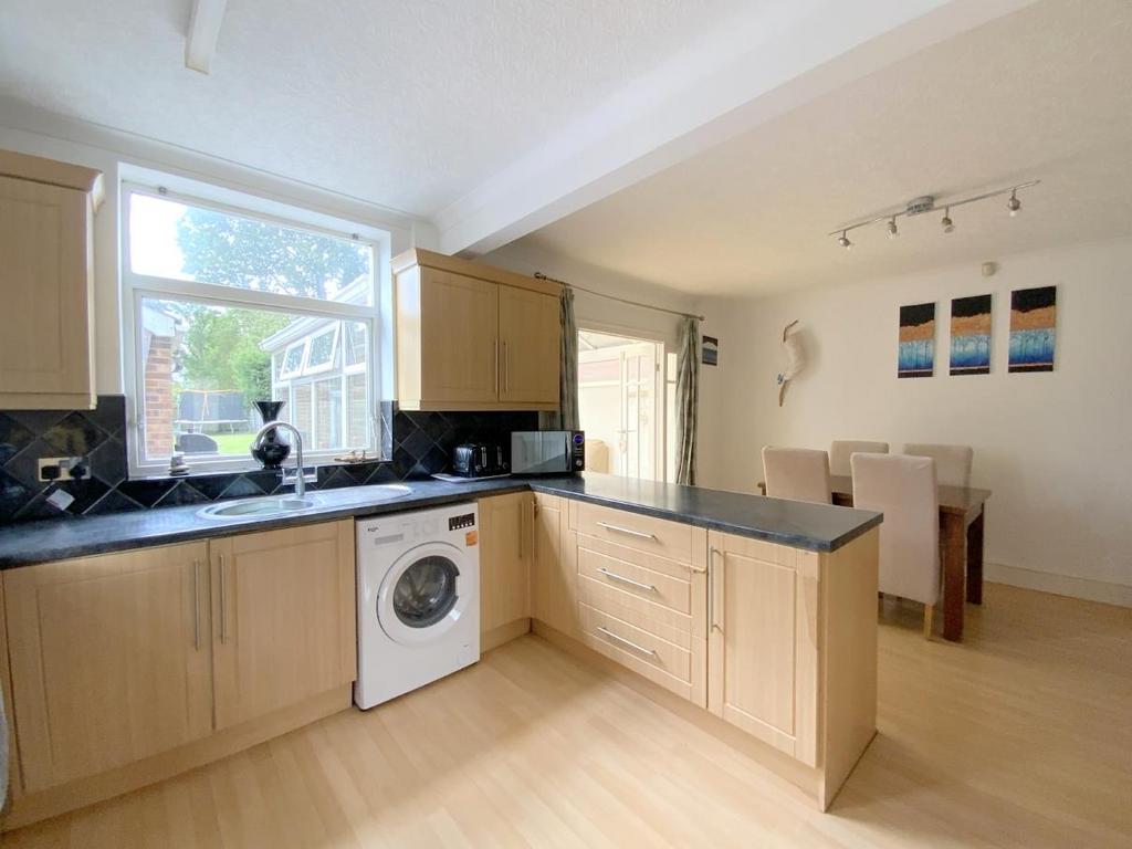 Resized IMG 1243..jpg