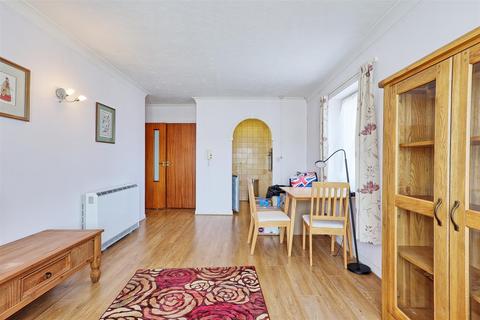 1 bedroom flat for sale, Robinsbridge Road, Coggeshall
