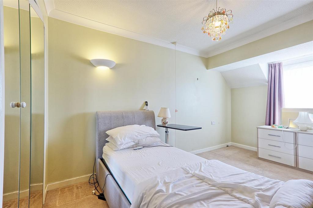 IMG 9472 3 4 easy HDR-interior3.jpg