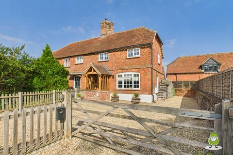 17 Vyne Road, Sherborne St John, Basingstoke, RG24 9HX
