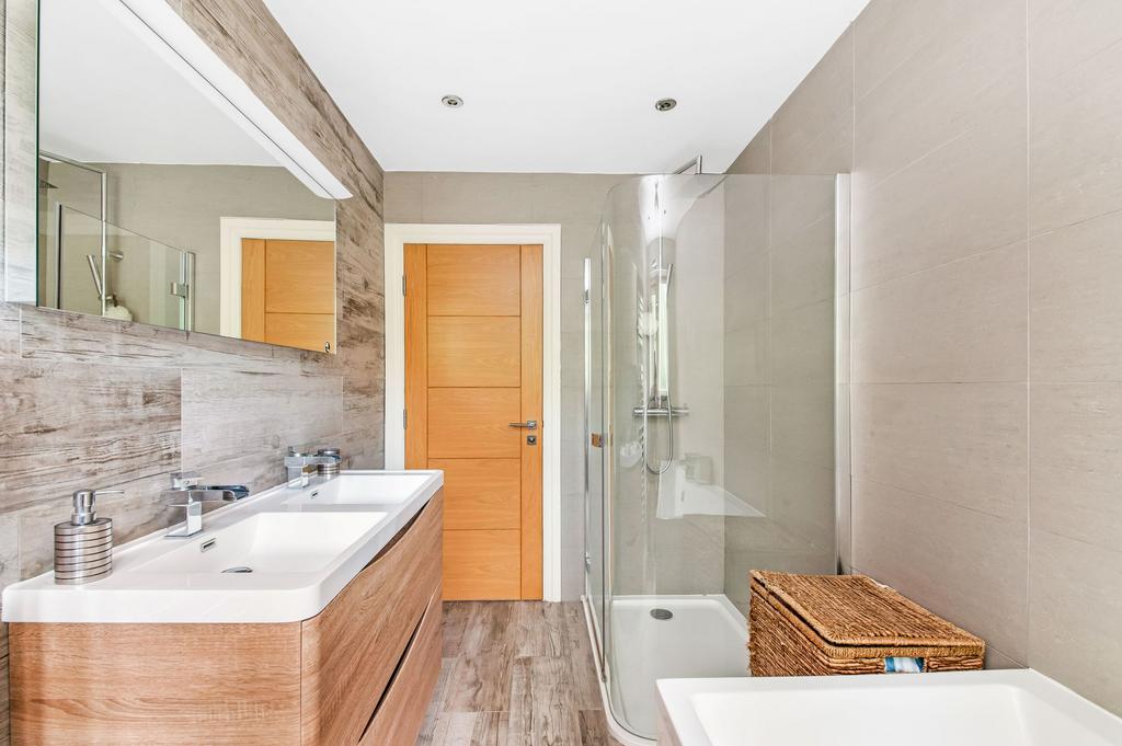 En suite shower room