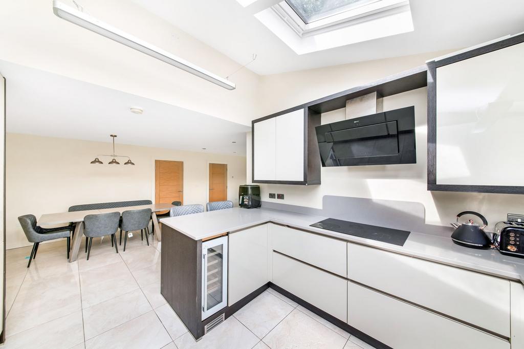 Open plan dining kitchen