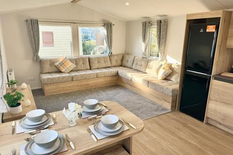 2 bedroom park home for sale, Carlton Meres Holiday Park