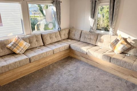 2 bedroom park home for sale, Carlton Meres Holiday Park