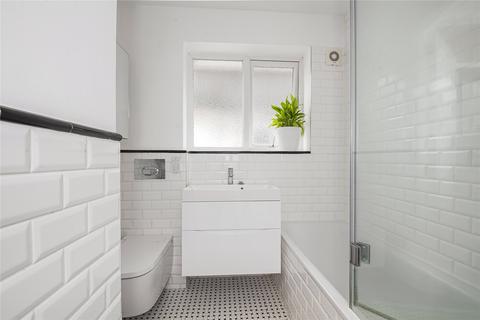 43 Barnes End, New Malden, KT3 6PB