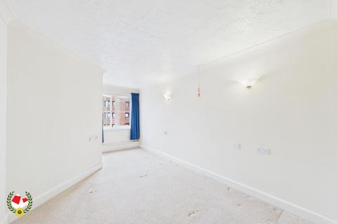 1 bedroom retirement property for sale, Westgate Street, Castlemeads Court, GL1