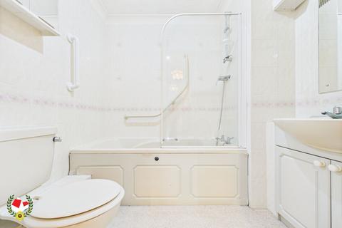 1 bedroom retirement property for sale, Westgate Street, Castlemeads Court, GL1