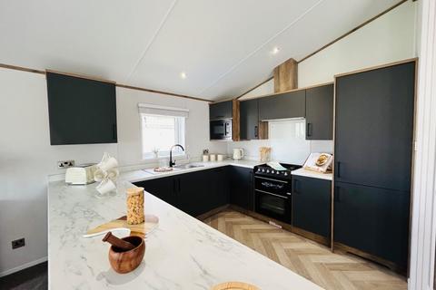 2 bedroom park home for sale, Coghurst Hall Holiday Park