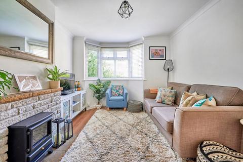 2 bedroom maisonette for sale, Kenton Gardens, Hertfordshire AL1