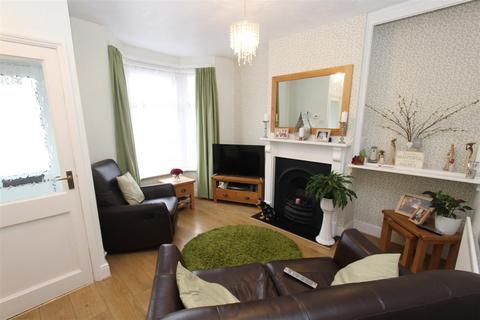 2 bedroom terraced house to rent, Berridge Road, Sheerness