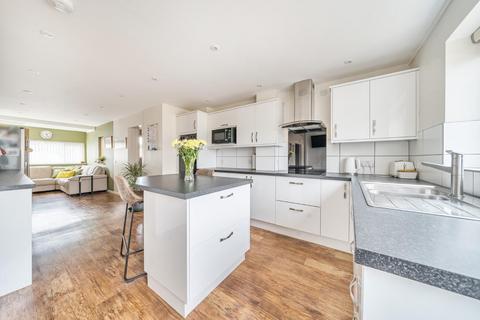 undefined, Dowell Close, Taunton TA2