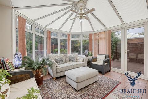 4 Clevedon Close, Great Notley, Braintree, CM77 7YT
