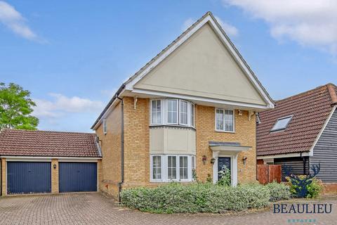 4 Clevedon Close, Great Notley, Braintree, CM77 7YT