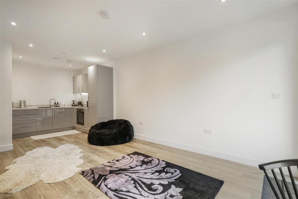 Flat 6, Raphis Court - 8 Fff8f P64q BZS1 GGFehj.jpg