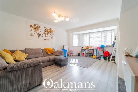 18 Highmore Drive, Birmingham, B32 3JY