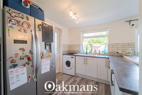 18 Highmore Drive, Birmingham, B32 3JY