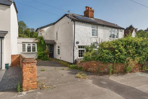 3 bedroom semi-detached house for sale, Bath Road, Calcot, Reading