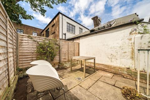 1 bedroom flat for sale, North Street, London SW4
