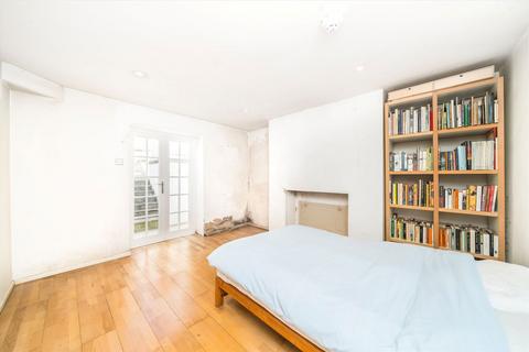 1 bedroom flat for sale, North Street, London SW4