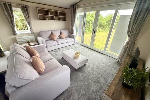 2 bedroom park home for sale, Dovercourt Holiday Park