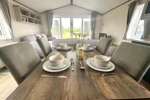 2 bedroom park home for sale, Dovercourt Holiday Park