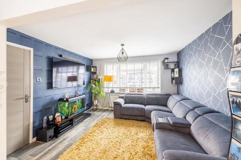 undefined, Parkway, Crawley, RH10