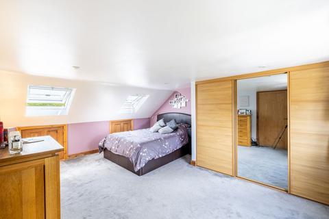 undefined, Parkway, Crawley, RH10