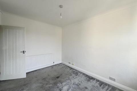 2 bedroom property for sale, Commercial Road, Westcliff-On-Sea