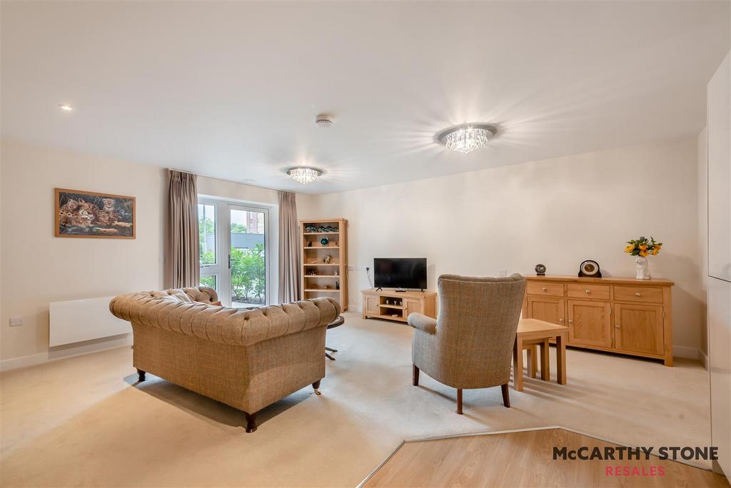 8618914-interior14.jpg