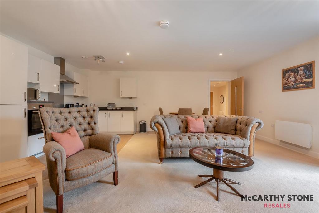 8618914-interior16.jpg