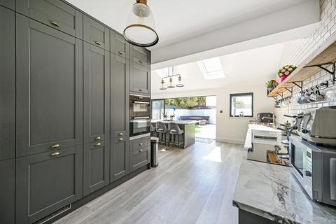 4 bedroom detached house for sale, Craneswater Avenue, Southsea