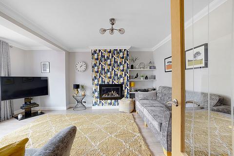 4 bedroom semi-detached house for sale, Poplicans Road, Rochester ME2