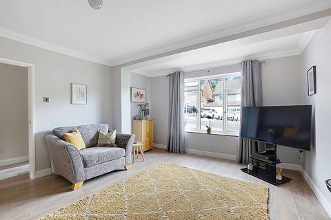 4 bedroom semi-detached house for sale, Poplicans Road, Rochester ME2
