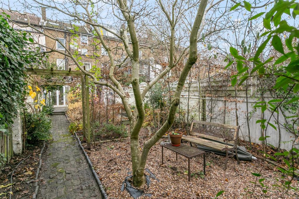 Chiswick High Road, W4 - FOR SALE