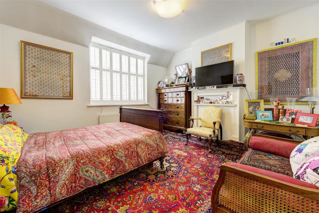 D0397 21 northway m Bed.jpg