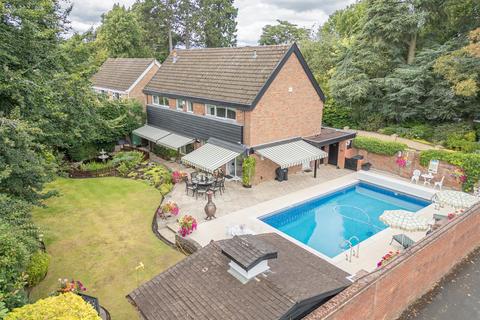3 bedroom detached house for sale, Redlake Road, Stourbridge