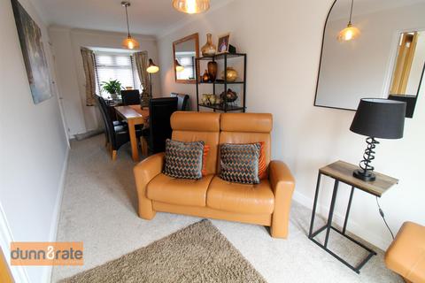 29 Elgar Crescent, Stoke-on-trent, ST1 6TG