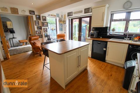 29 Elgar Crescent, Stoke-on-trent, ST1 6TG