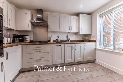 3 bedroom semi-detached house for sale, Keyes Close, Stowmarket, Suffolk, IP14