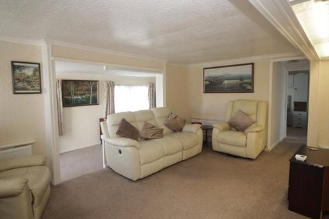 2 bedroom park home for sale, Nut Walk, Ham Manor Park, Llantwit Major, CF61