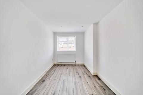 3 The Croft, Ruislip, HA4 0SF