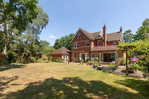 undefined, Balcombe Road, Horley, Surrey, RH6