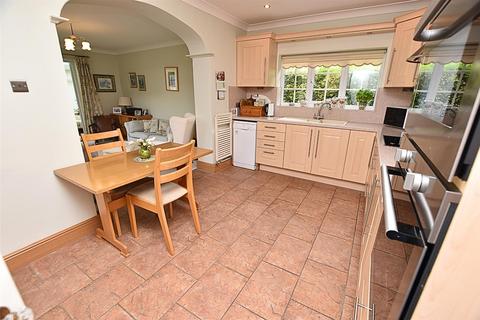 20 Brigsley Road, Waltham, Grimsby, DN37 0JY