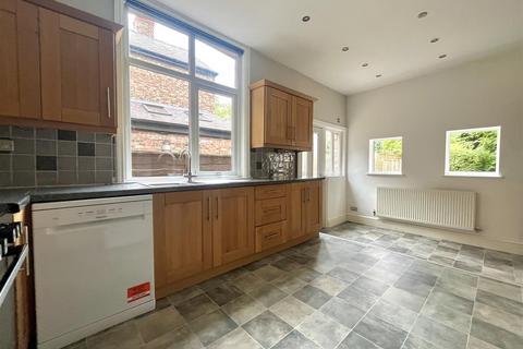 undefined, Westgate, Hale, Altrincham