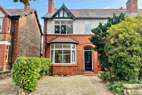 3 bedroom end of terrace house for sale, Westgate, Hale, Altrincham