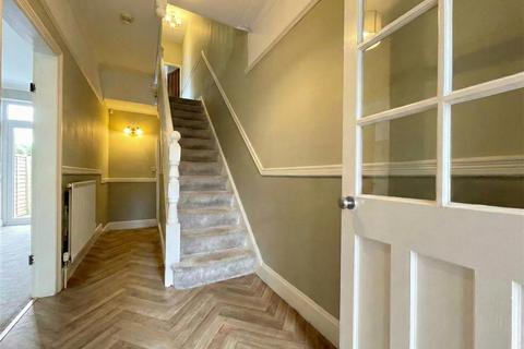 3 bedroom end of terrace house for sale, Westgate, Hale, Altrincham