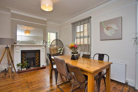 4 bedroom semi-detached house for sale, Frith Road, Dover, CT16