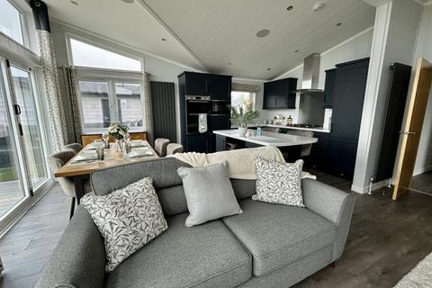 2 bedroom park home for sale, Hoburne Naish Holiday Park